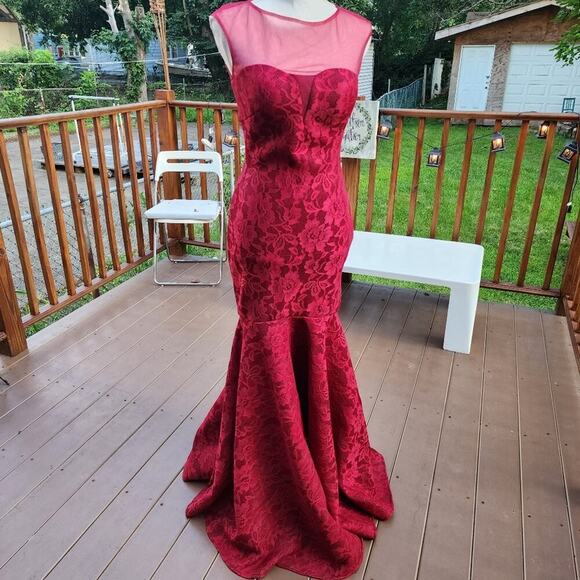 CLARISSE red formfitted Mermaid sweethaert with overlay sheer top prom dress 2 - Picture 9 of 12